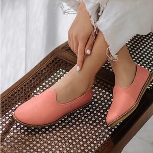 Charix Vintage Pink Slip On